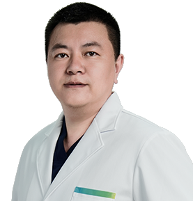 李奇伟
